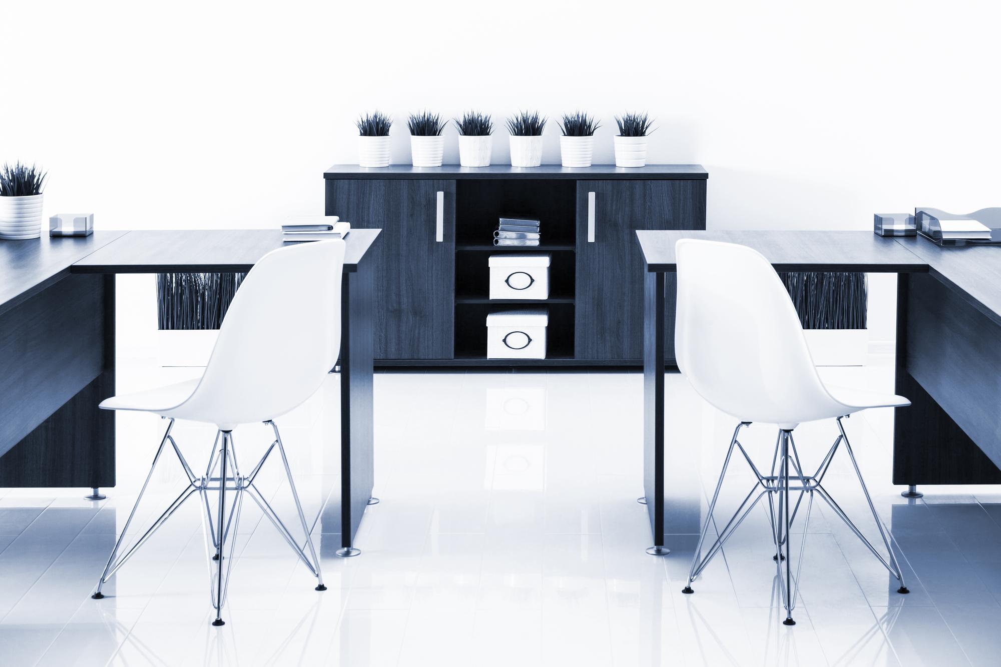 Studio overview with stations and lighting